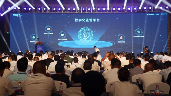 打造數(shù)字三農(nóng)新模式，托普云農(nóng)與桐鄉(xiāng)市人民政府簽訂戰(zhàn)略合作協(xié)議